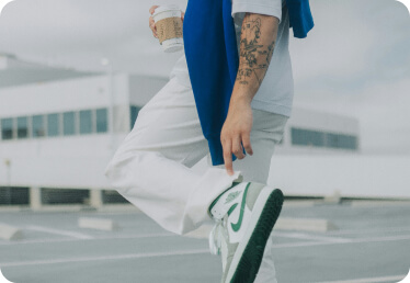 How to pair my new shoes with the right outfit?